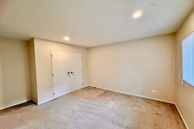 Photo of property in 42 Cresta Avenue, Beach Haven, Auckland, 0626