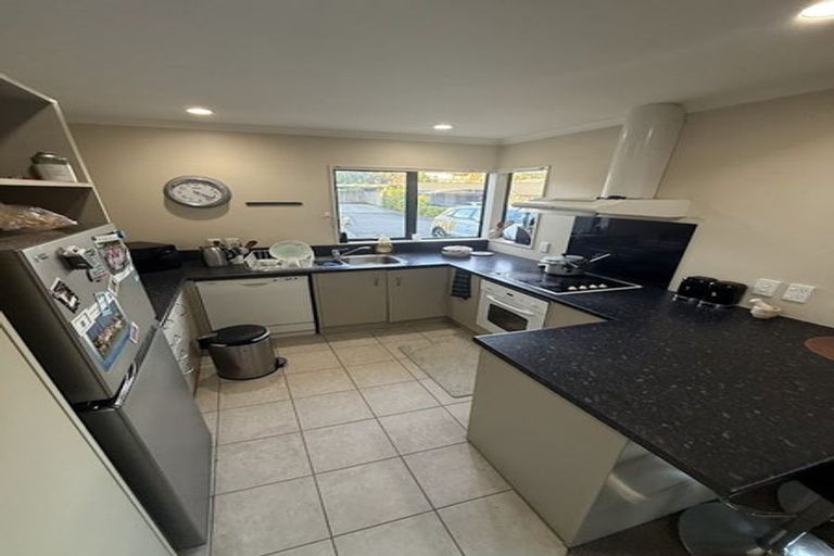 Photo of property in 12a Riverstone Drive, Riverstone Terraces, Upper Hutt, 5018