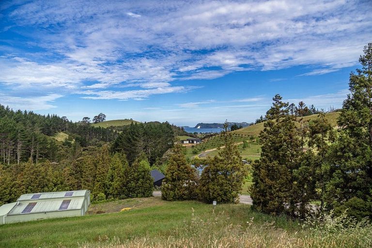 Photo of property in 35 Spikes Way, Whitianga, 3510