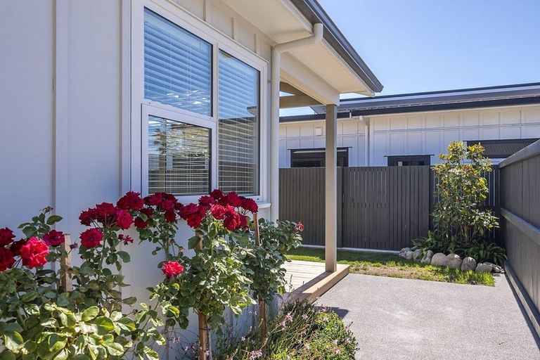 Photo of property in 29a Parata Street, Waikanae, 5036