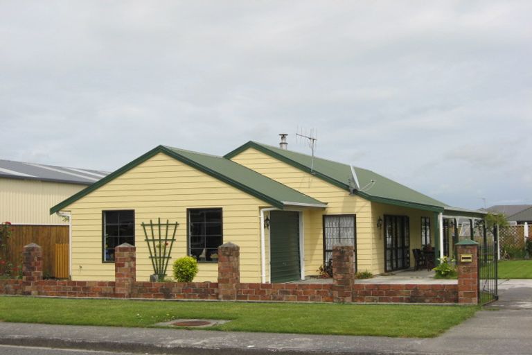 Photo of property in 24 Domett Street, Westport, 7825