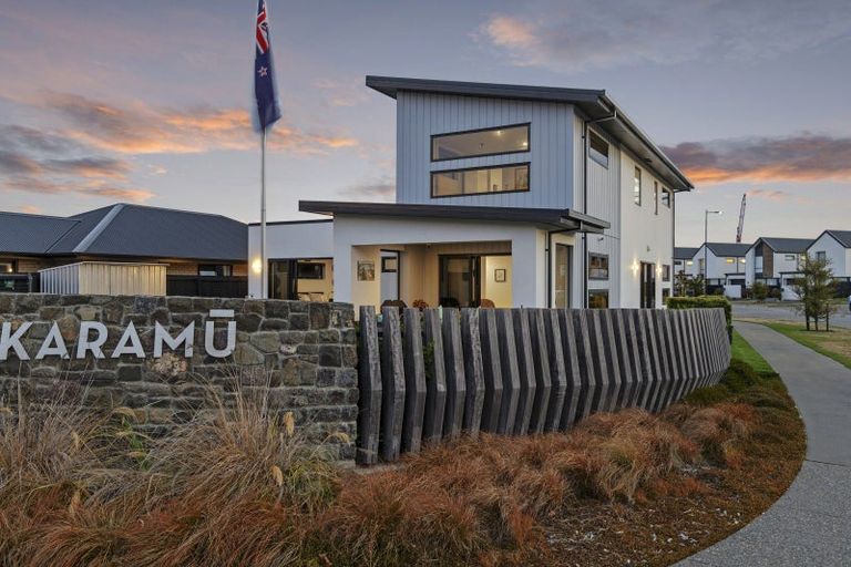 Photo of property in 24 Grey Way, Russley, Christchurch, 8042