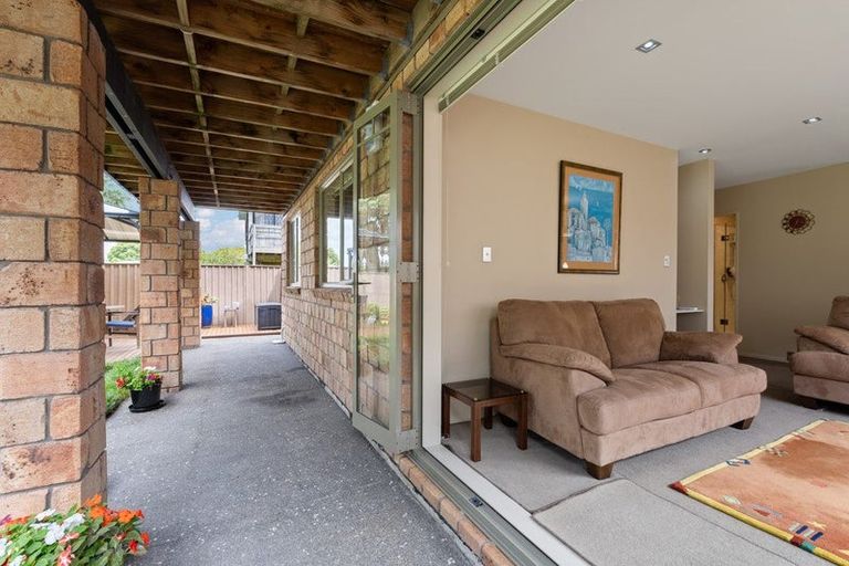 Photo of property in 165a Centreway Road, Orewa, 0931