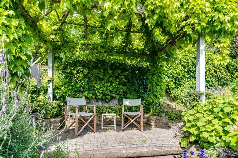 Photo of property in 3 Hooker Avenue, Hospital Hill, Napier, 4110