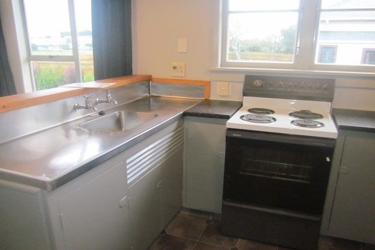 Photo of property in 130 Miranda Street, Stratford, 4332