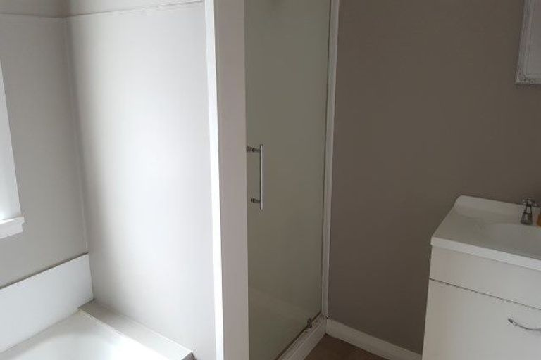 Photo of property in 158 Naenae Road, Naenae, Lower Hutt, 5011