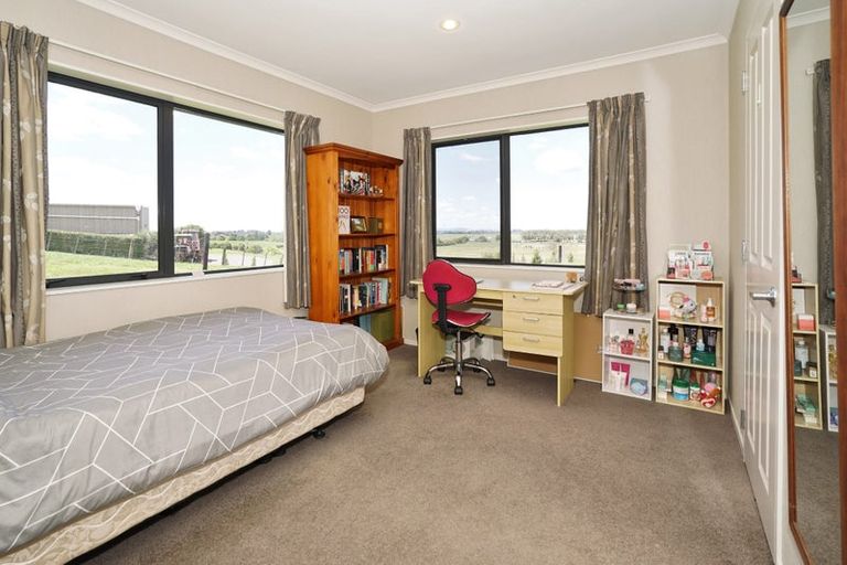 Photo of property in 127 Wallace Road, Temple View, Hamilton, 3289