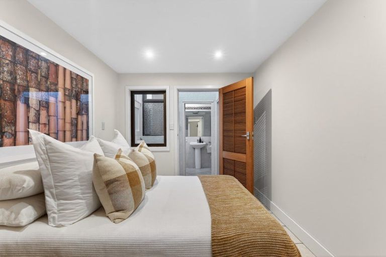 Photo of property in 9 Harvey Road, Bluff Hill, Napier, 4110