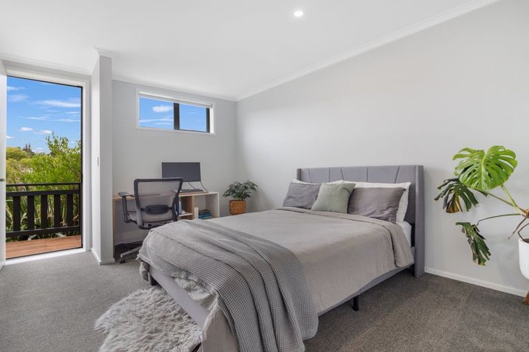 Photo of property in 14 Taitonga Lane, Stanmore Bay, Whangaparaoa, 0932