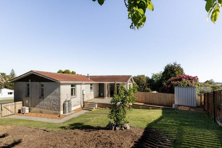 Photo of property in 20 Arawata Avenue, Welcome Bay, Tauranga, 3112