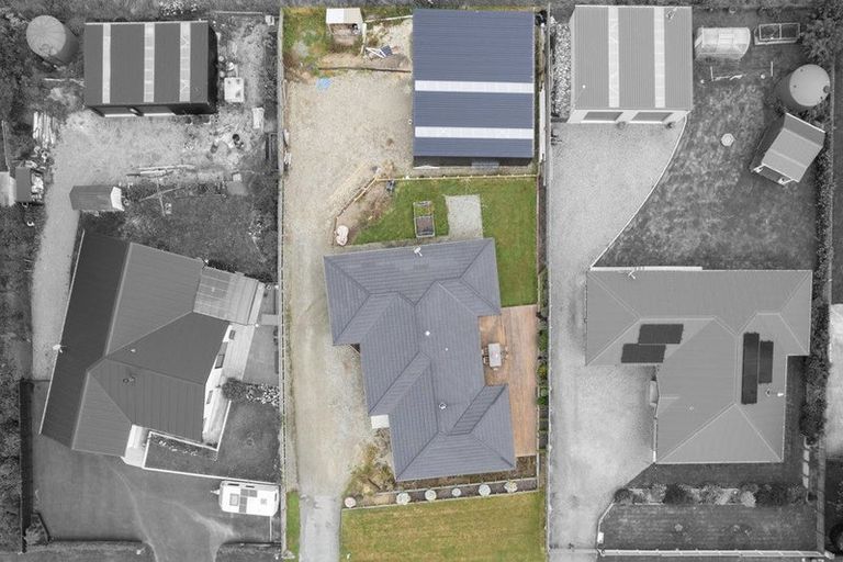 Photo of property in 12a Sussex Street, Weston, Oamaru, 9401