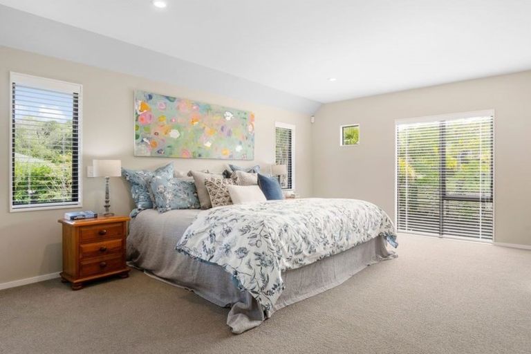 Photo of property in 12 Denehurst Drive, Waimauku, 0812