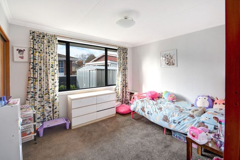 Photo of property in 17 Argyle Street, Mornington, Dunedin, 9011