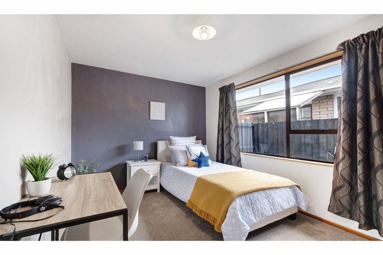 Photo of property in 2/5 Pegasus Avenue, North New Brighton, Christchurch, 8083