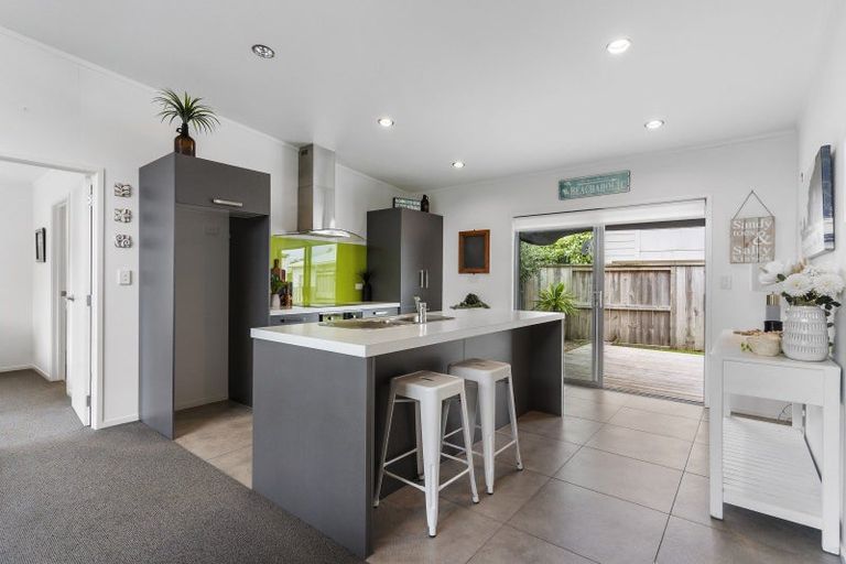 Photo of property in 408 Linton Crescent, Whangamata, 3620