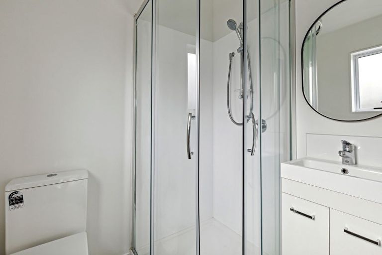 Photo of property in 1/69 Bay Street, Red Beach, 0932