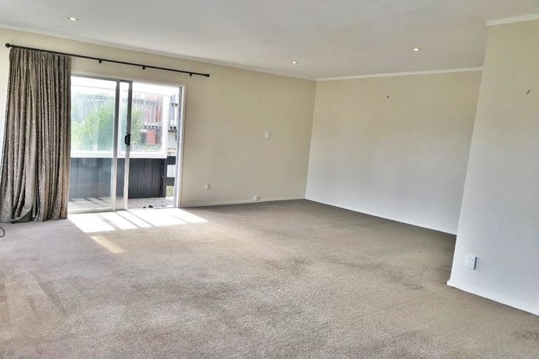 Photo of property in 2/11 Regent Street, Devonport, Auckland, 0624