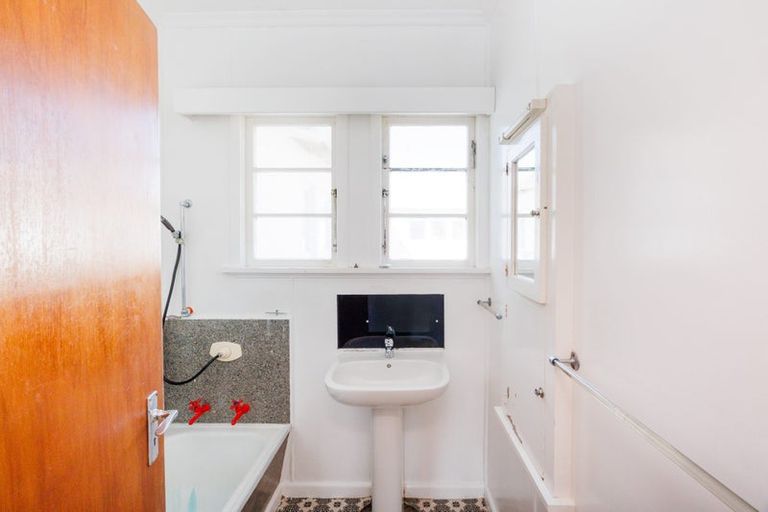 Photo of property in 40 High Street, Bulls, 4818