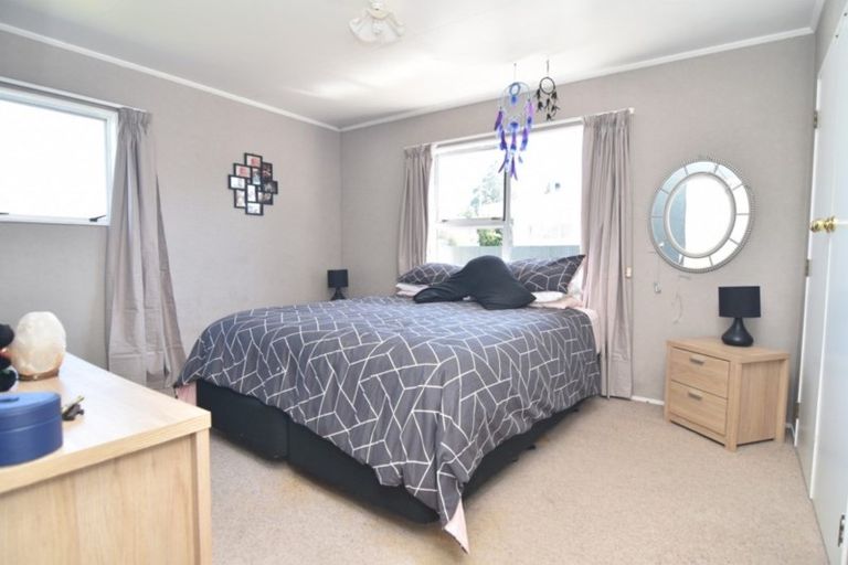 Photo of property in 55 Fisher Place, Carterton, 5713