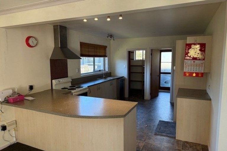 Photo of property in 20 Woodstock Place, Russley, Christchurch, 8042
