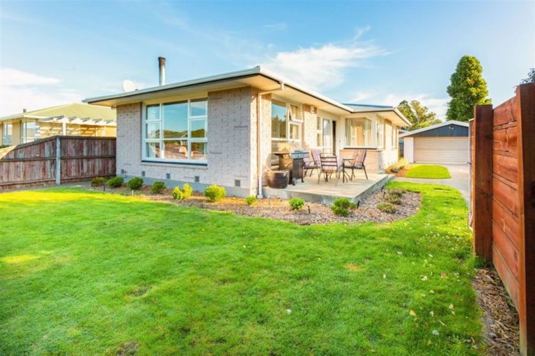 Photo of property in 5 Dunluce Place, Hornby, Christchurch, 8042