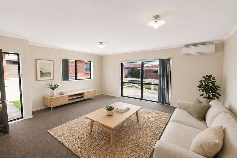 Photo of property in 7a Lawrie Avenue, Pukekohe, 2120