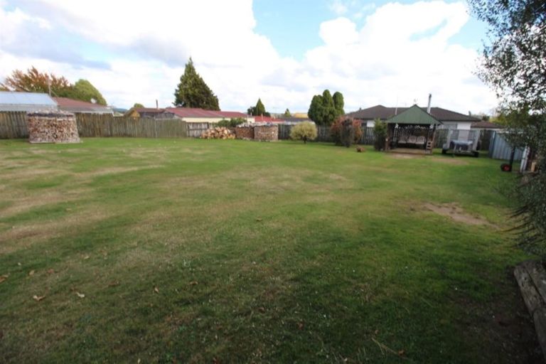 Photo of property in 20a-b Waitangi Place, Tokoroa, 3420