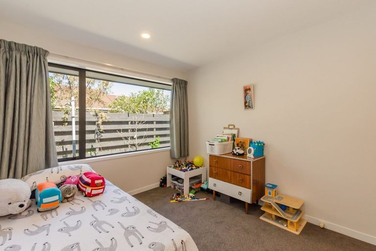 Photo of property in 76 Kapanui Road, Waikanae, 5036