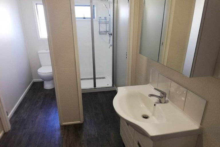 Photo of property in 2/29 Brockworth Place, Riccarton, Christchurch, 8011