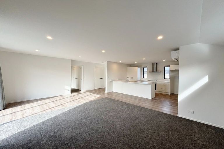 Photo of property in 5 Peak Lane, Halswell, 8025