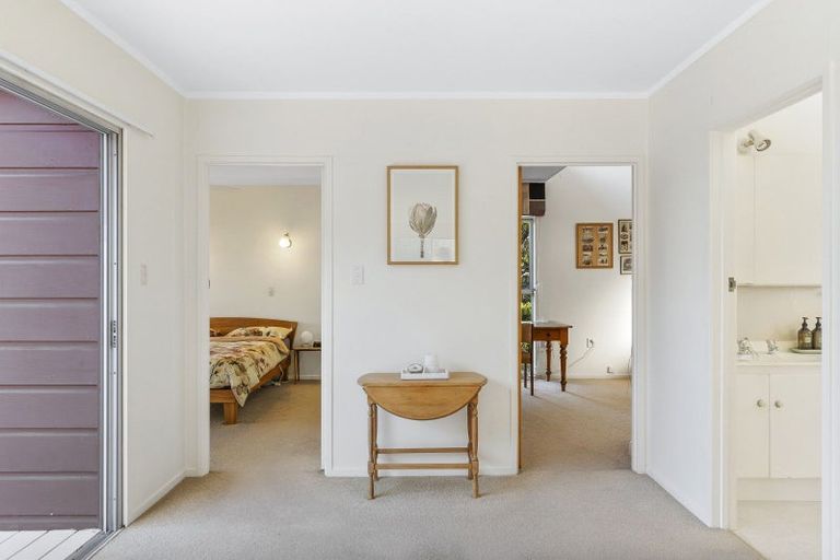 Photo of property in 55a Hinemoa Street, Birkenhead, Auckland, 0626