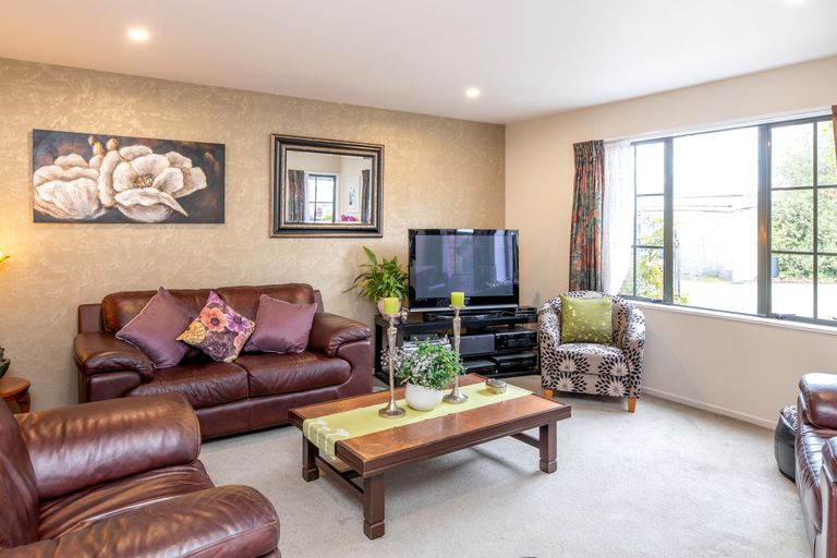 Photo of property in 46a Division Street, Riccarton, Christchurch, 8041