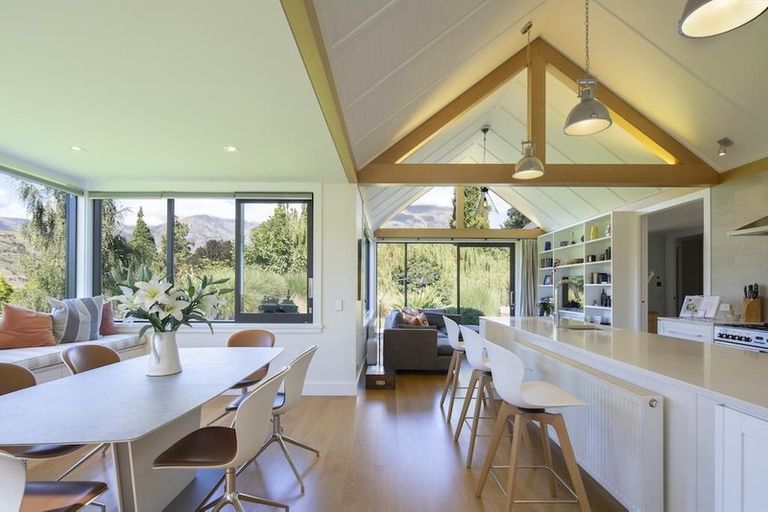 Photo of property in 8 Marshall Avenue, Lake Hayes, Queenstown, 9371