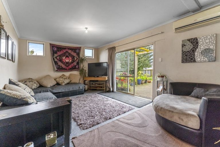 Photo of property in 25 Kirk Street, Otaki, 5512