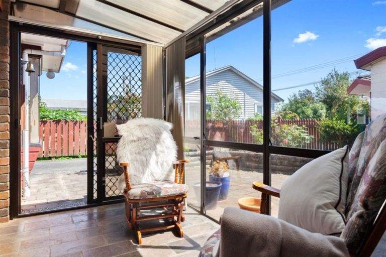 Photo of property in 2/15 Victoria Avenue, Whakatane, 3120