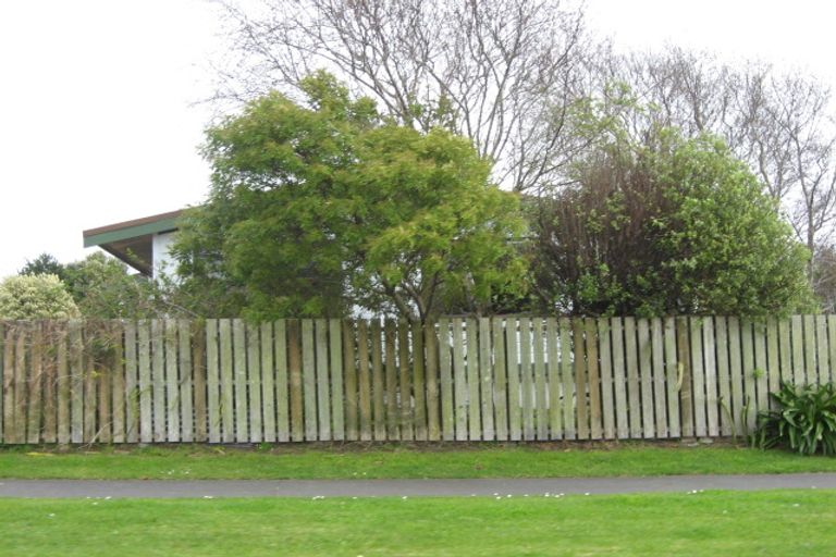 Photo of property in 118a Wairau Road, Oakura, 4314