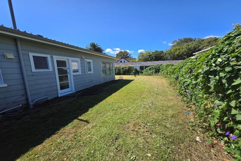 Photo of property in 19 Driver Road, Mangere East, Auckland, 2024
