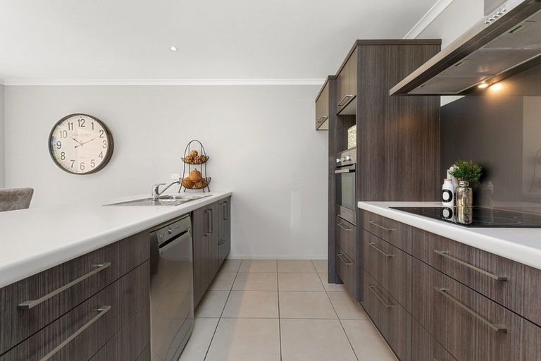 Photo of property in 11 Barossa Way, Brookfield, Tauranga, 3110