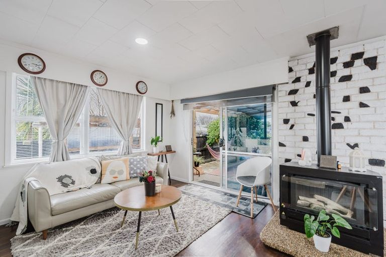 Photo of property in 4 Bremridge Place, Melville, Hamilton, 3206