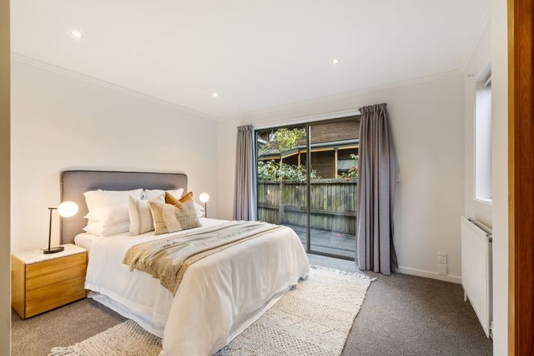 Photo of property in 35 Kirkwood Avenue, Upper Riccarton, Christchurch, 8041