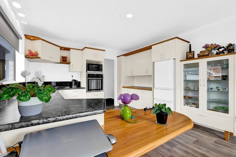 Photo of property in 8 Glamis Avenue, Bell Block, New Plymouth, 4312