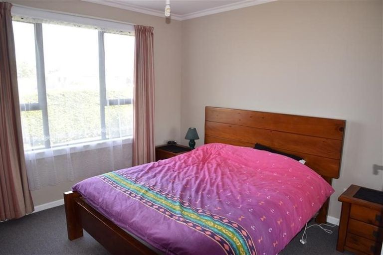 Photo of property in 302 Princes Street, Strathern, Invercargill, 9812