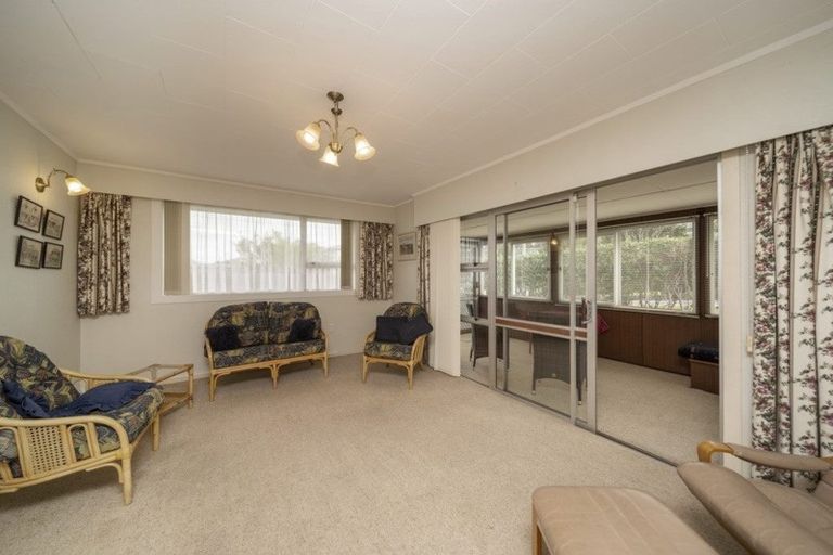 Photo of property in 4a Price Street, Westown, New Plymouth, 4310
