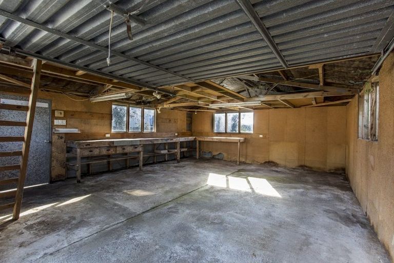 Photo of property in 55 Parakai Avenue, Parakai, 0830