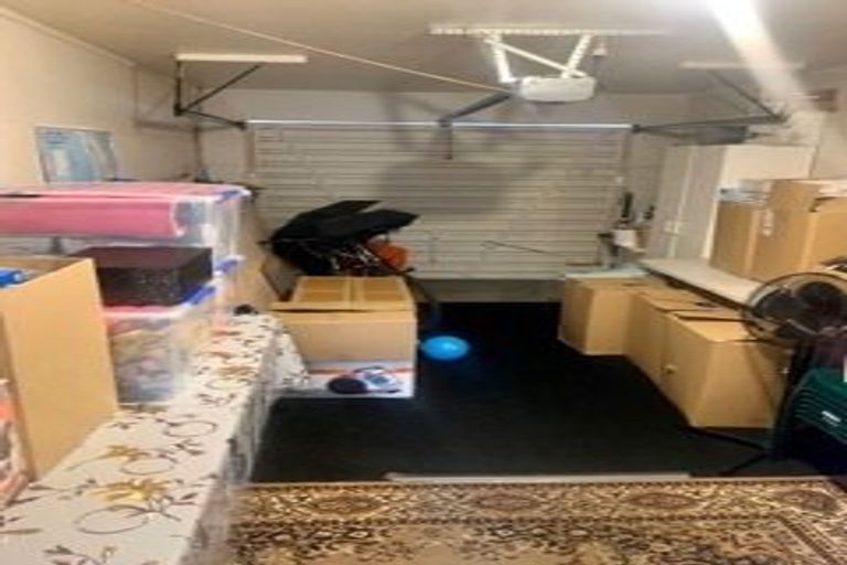 Photo of property in 2/13 Hoteo Avenue, Papatoetoe, Auckland, 2025