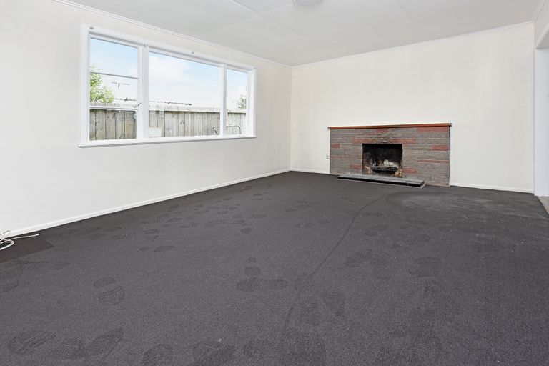 Photo of property in 3 Luke Place, Otara, Auckland, 2023