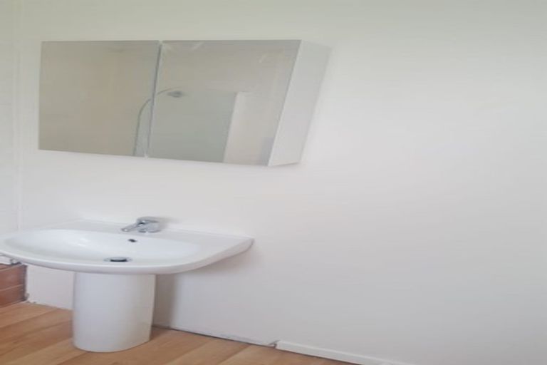 Photo of property in 44b Swaffield Road, Papatoetoe, Auckland, 2025