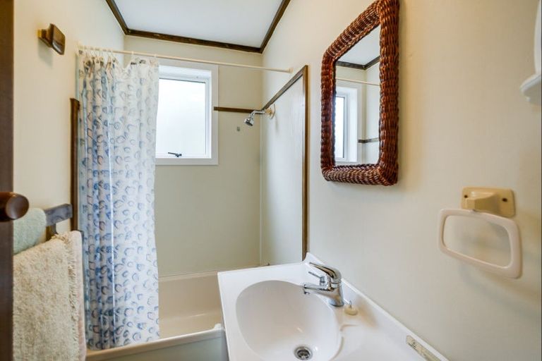 Photo of property in 213 Harper Road, Waimarama, 4294