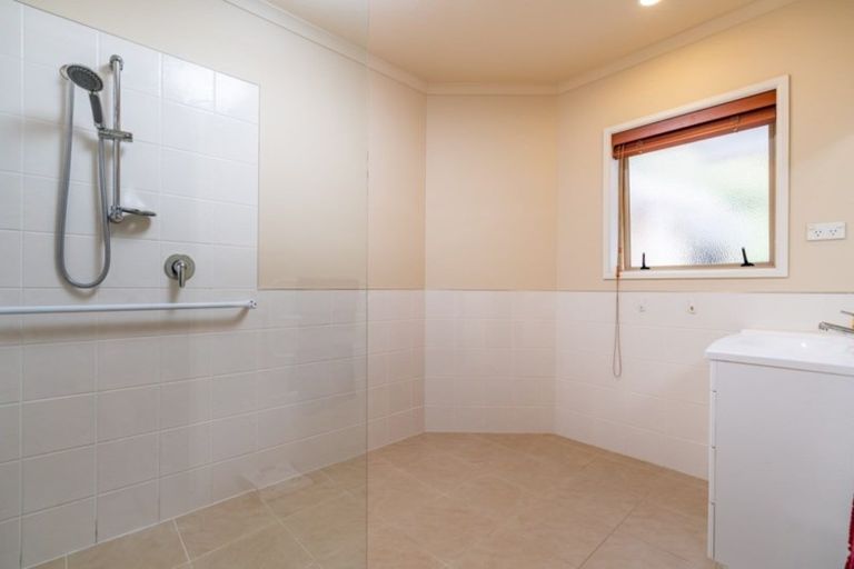 Photo of property in 73 Erskine Road, Maunu, Whangarei, 0110