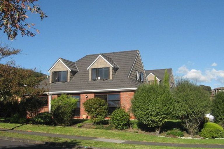 Photo of property in 1/48 Dalwhinnie Parade, Highland Park, Auckland, 2010